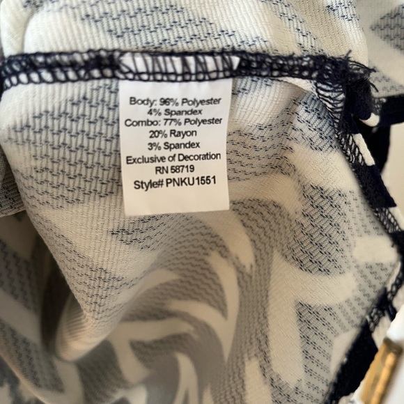 Notations navy and white top, PL - Picture 2 of 5
